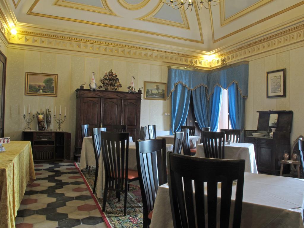 Hotel Palazzo Diamante à Calascio Extérieur photo
