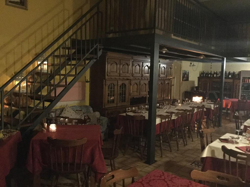 Hotel Palazzo Diamante à Calascio Extérieur photo